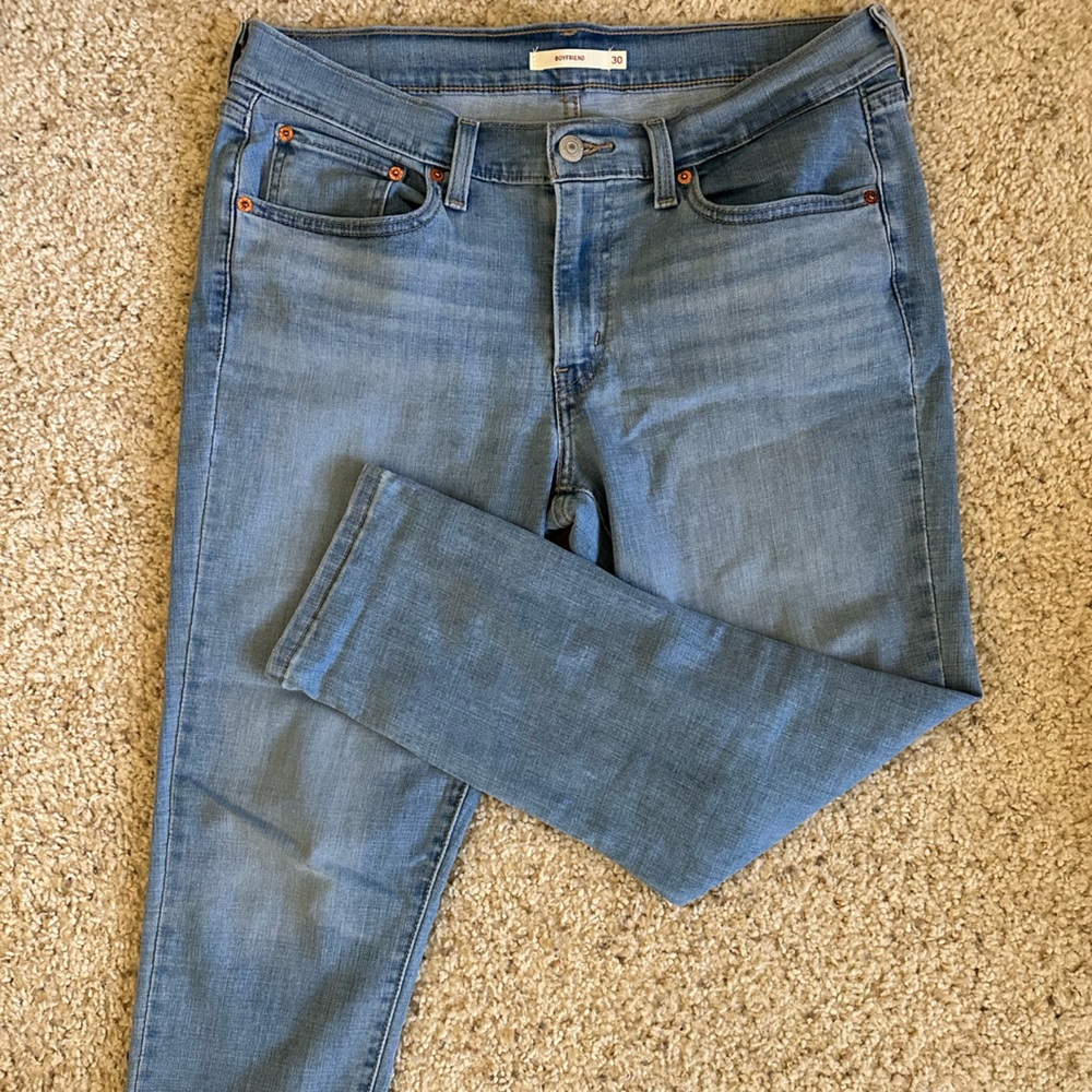 Levi Boyfriend ankle jeans